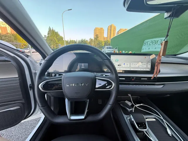 Chery Arrizo 8 — Фото автомобиля 7