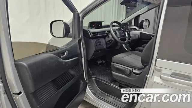 Hyundai Staria — Фото автомобиля 15