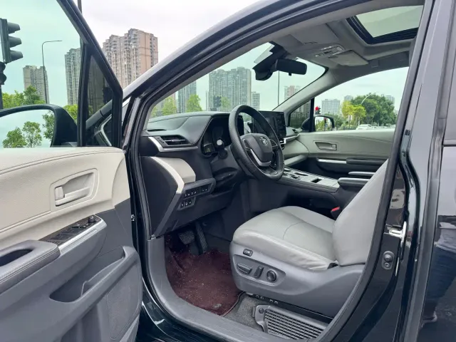 Toyota Granvia — Фото автомобиля 4
