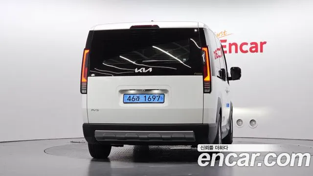 Kia PV5 — Фото автомобиля 4