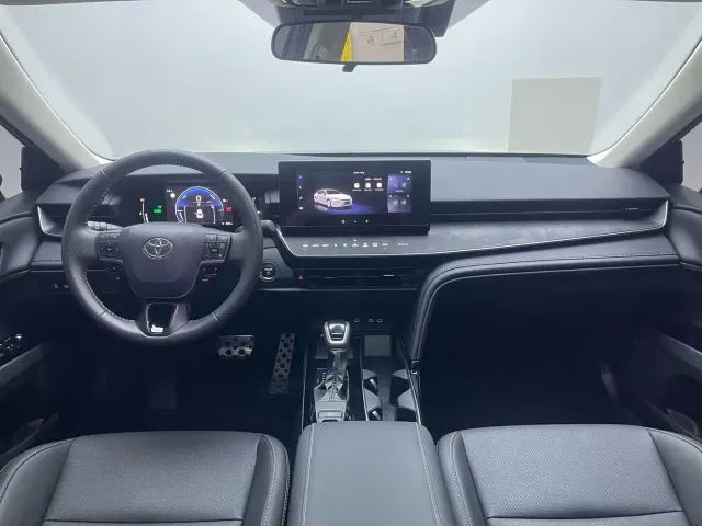 Toyota Camry — Фото автомобиля 15