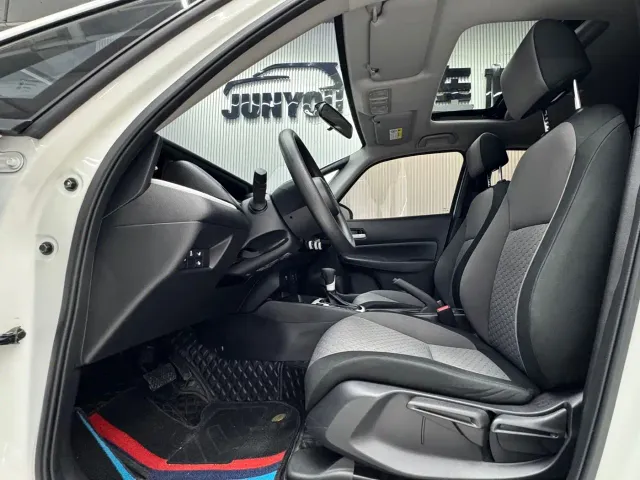 Honda Fit — Фото автомобиля 9