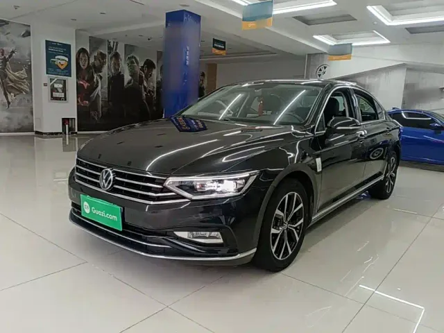 Фотография автомобиля — Volkswagen Magotan