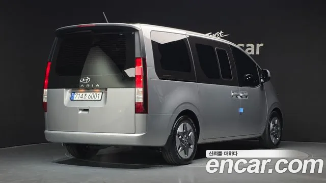 Hyundai Staria — Фото автомобиля 2