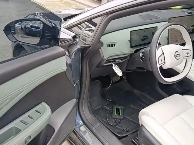 Nissan N7 — Фото автомобиля 15