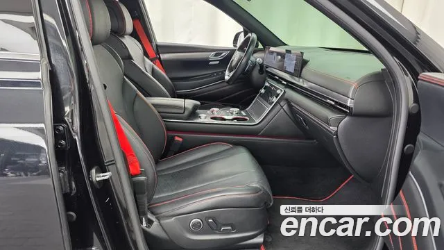Genesis GV80 — Фото автомобиля 24