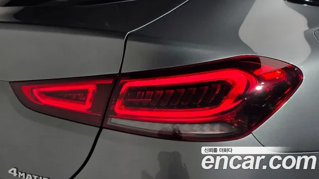 Mercedes-Benz GLE-Class — Фото автомобиля 8