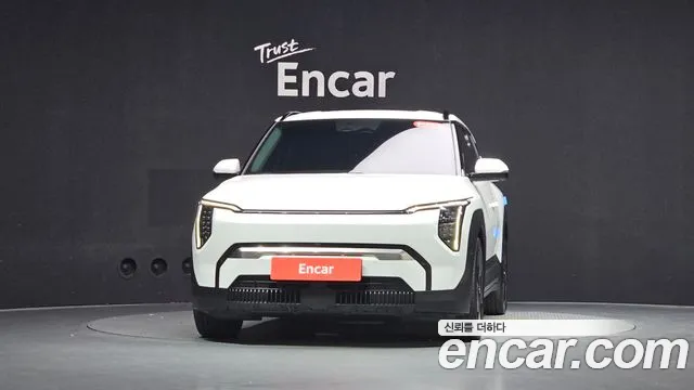 Kia EV3 — Фото автомобиля 3