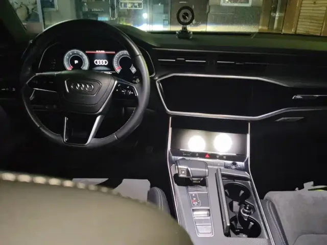 Audi A6L — Фото автомобиля 10