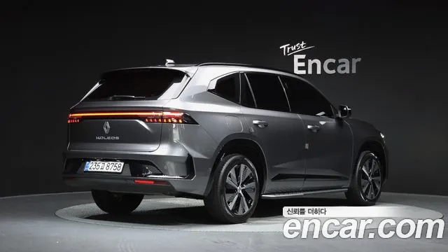 Renault-KoreaSamsung Grand Koleos Grand Koleos 2.0 Iconic 2WD — Фото автомобиля 2