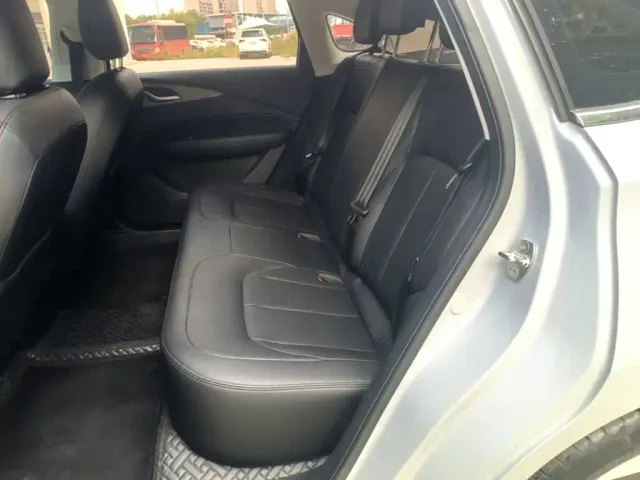 Wuling Starlight — Фото автомобиля 16