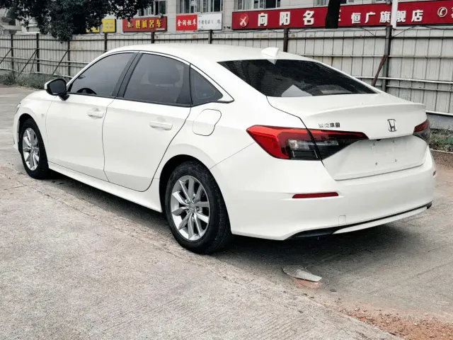 Honda Civic — Фото автомобиля 10