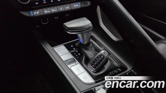 Hyundai Avante CN7 — Фото автомобиля 9