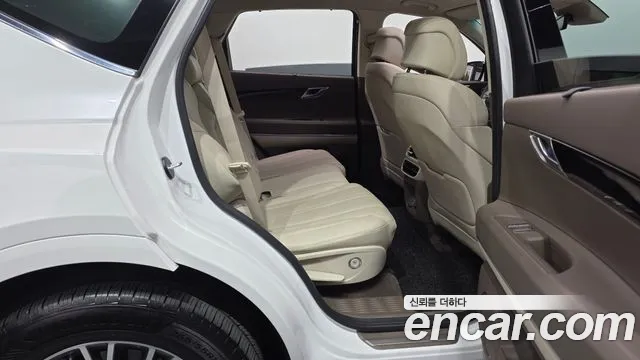 Genesis GV80 — Фото автомобиля 18