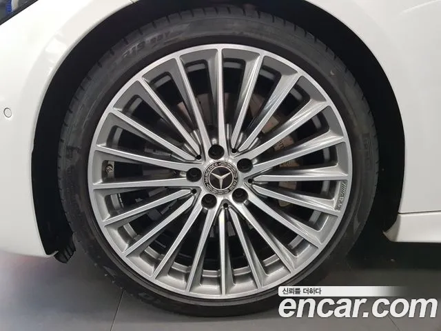 Mercedes-Benz C-Class — Фото автомобиля 5