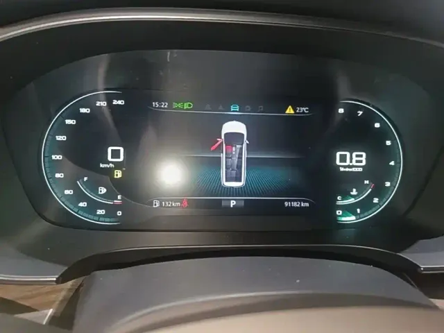 Roewe iMAX8 — Фото автомобиля 11