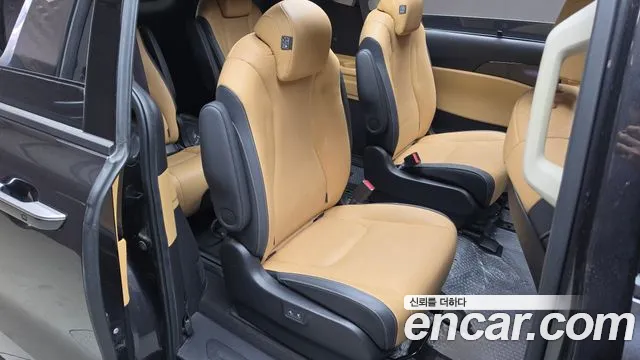 Kia Carnival 4th Gen — Фото автомобиля 17