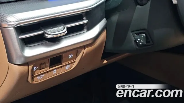 Hyundai Grandeur GN7 — Фото автомобиля 20