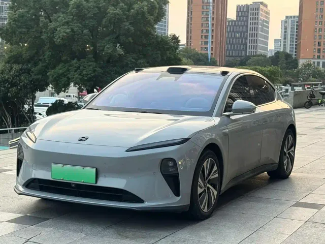 Фотография автомобиля — Nio ET5
