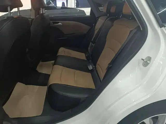 Chevrolet Monza — Фото автомобиля 16
