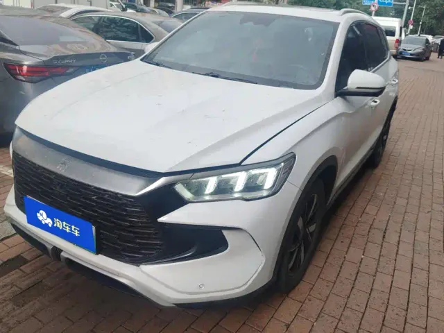 Фотография автомобиля — BYD Song Pro