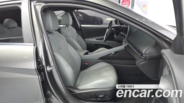 Hyundai Avante CN7 — Фото автомобиля 17