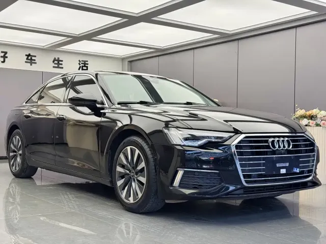 Audi A6L — Фото автомобиля 3