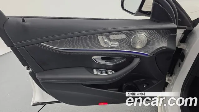 Mercedes-Benz E-Class W213 — Фото автомобиля 13