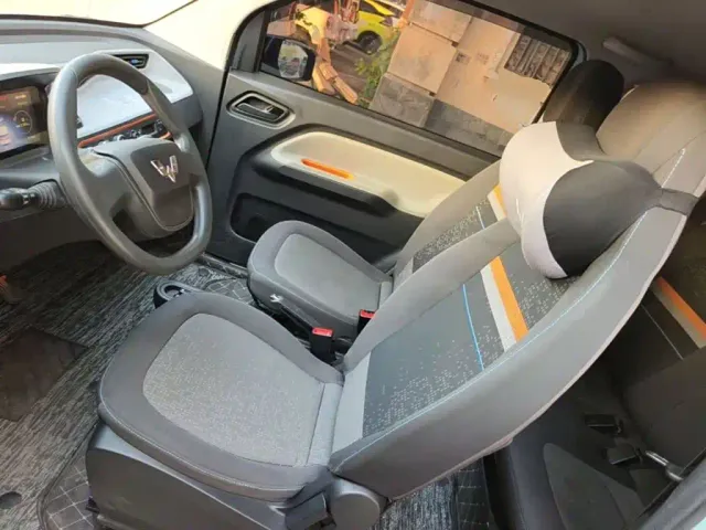 Wuling Hongguang Mini EV — Фото автомобиля 14