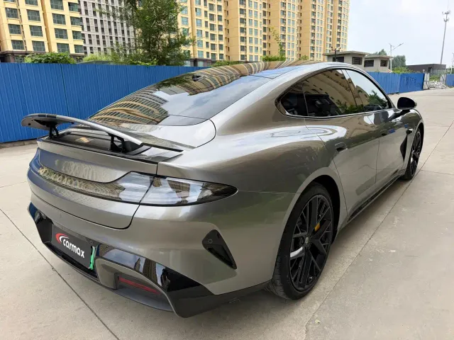 Xiaomi SU7 — Фото автомобиля 8