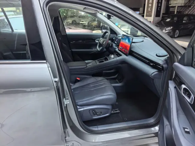 Geely Galaxy E5 — Фото автомобиля 16