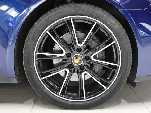 Porsche Panamera — Фото автомобиля 28