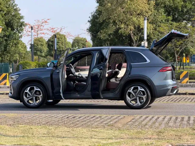Geely Xingyue L — Фото автомобиля 30