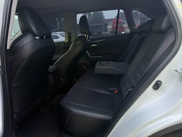 Toyota Wildlander — Фото автомобиля 5