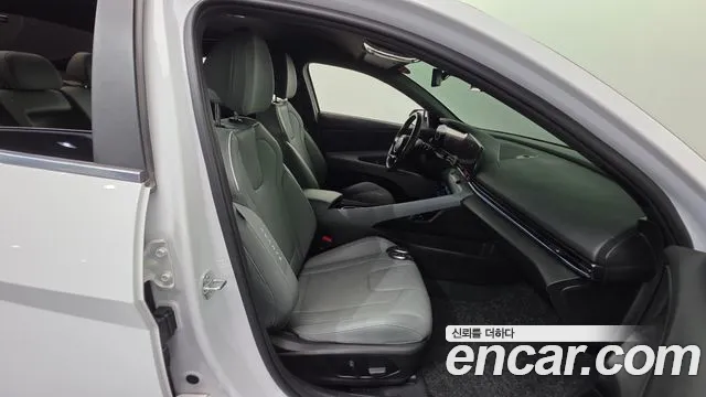 Hyundai AVANTE Новый Avante (CN7) — Фото автомобиля 26