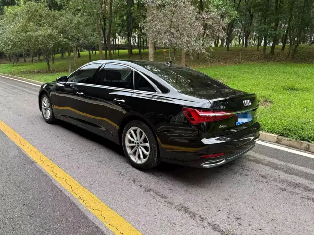 Audi A6L — Фото автомобиля 4