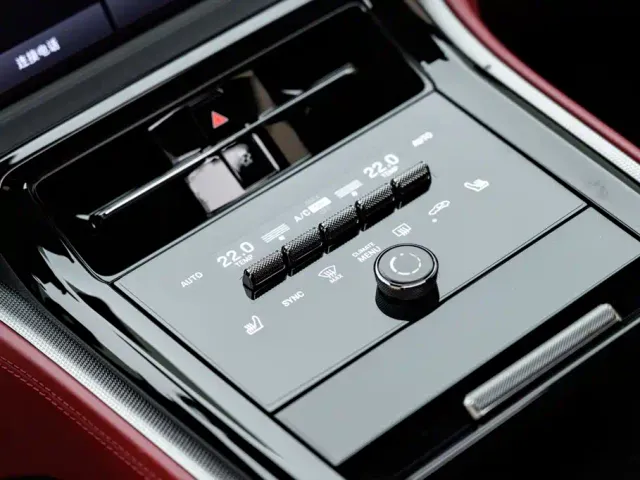 Porsche Panamera — Фото автомобиля 14