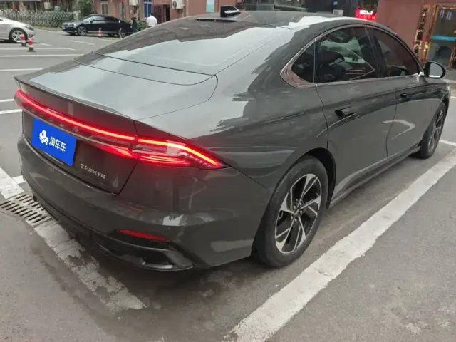 Lincoln Lincoln Z 2022 Model iCool Premium Edition — Фото автомобиля 3