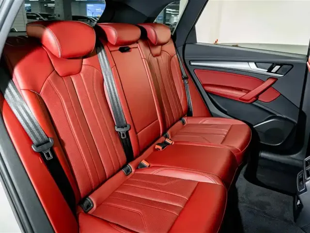 Audi Audi Q5L 2024 Model 40 TFSI Luxury Dynamic — Фото автомобиля 22
