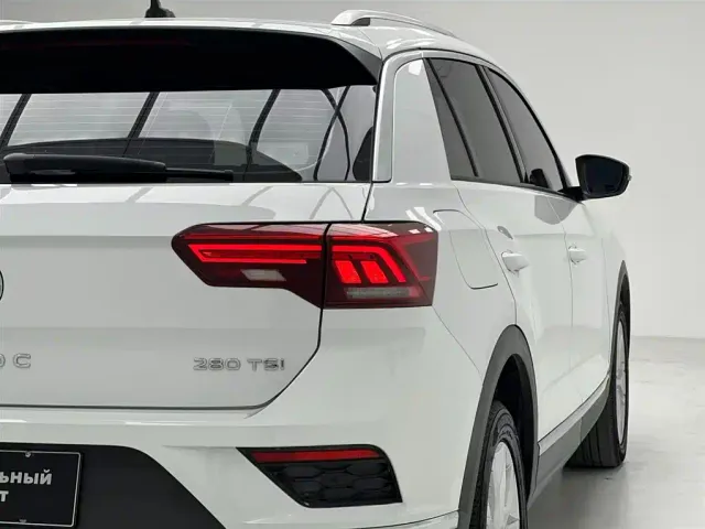 Volkswagen T-Roc — Фото автомобиля 17