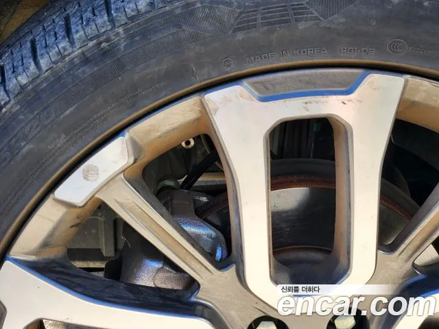 KGM Torres — Фото автомобиля 11
