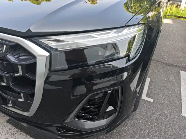 Audi Q7 — Фото автомобиля 23