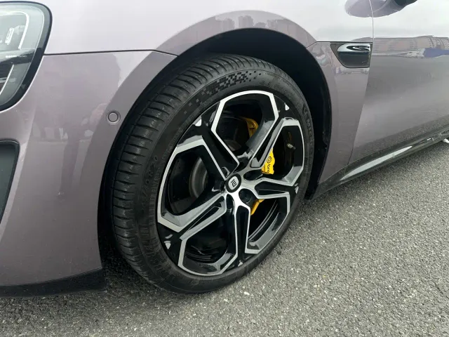 Xiaomi SU7 — Фото автомобиля 6