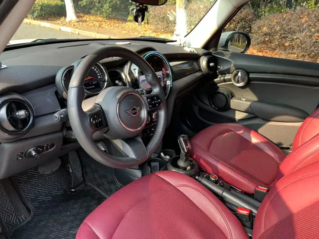MINI Hatch — Фото автомобиля 5
