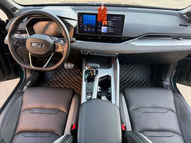 Geely Xingrui — Фото автомобиля 16