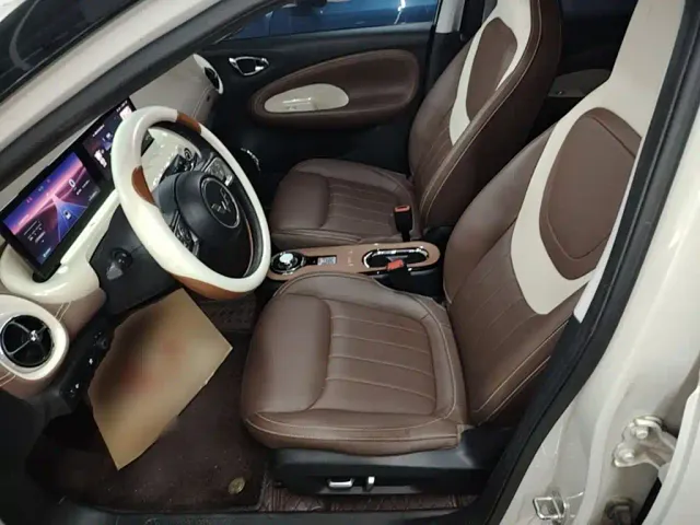 Wuling Bingo — Фото автомобиля 14