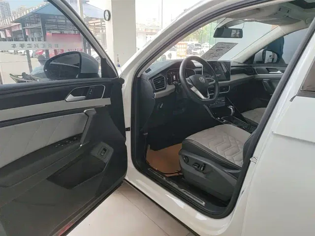 Volkswagen Tayron — Фото автомобиля 15