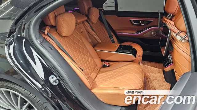 Mercedes-Benz S-Class — Фото автомобиля 10