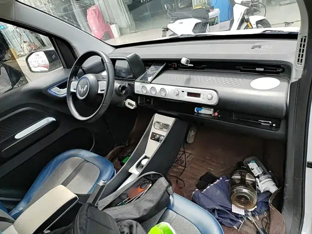 Wuling Hongguang Mini EV — Фото автомобиля 9