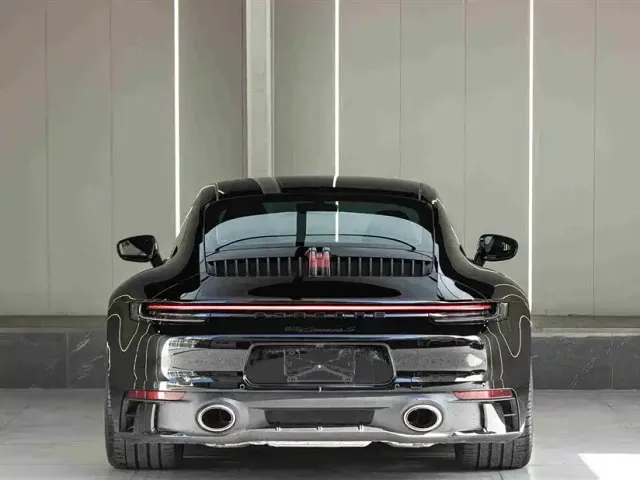 Porsche 911 — Фото автомобиля 9